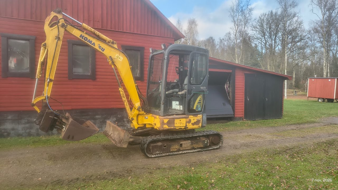 159k Komatsu pc30 2007