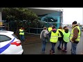 Ref:2qUtIgBAT8M Les gilets jaunes bloquent les stations service