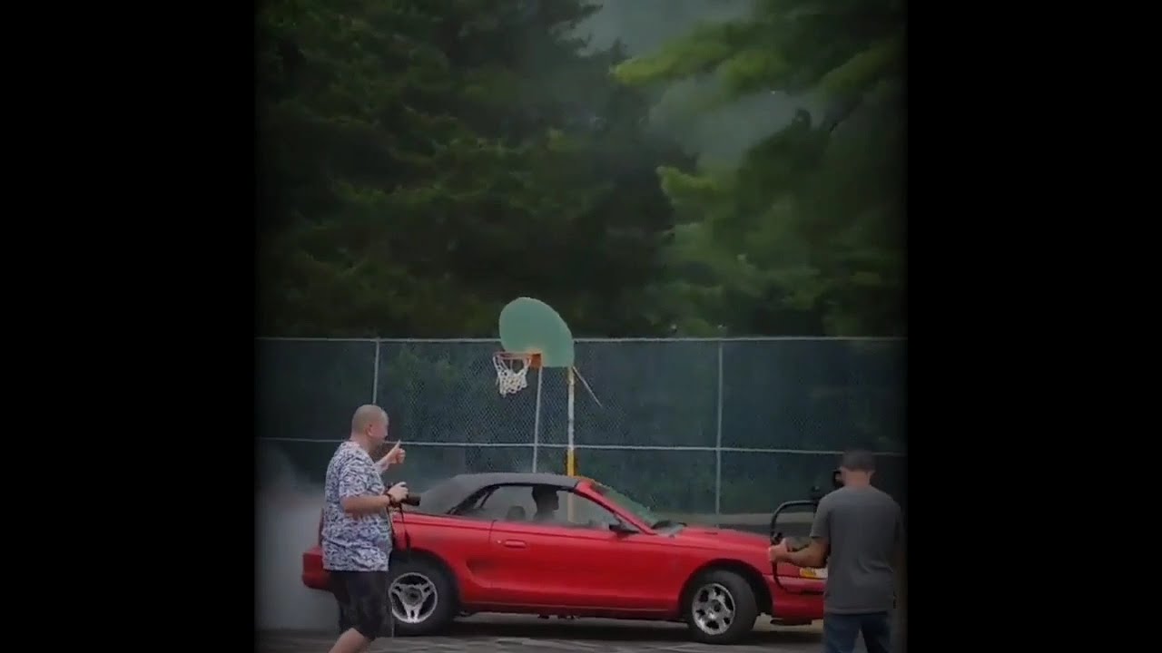 FormNFunction Project Blackthorne burnout event! Popping more tires!