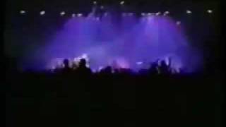 Motley Crue 1986 France Shout At The Devil