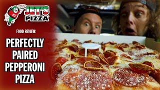 Jet's Pizza's Perfectly Paired Pepperoni Pizza Food Review | #SPONSORED