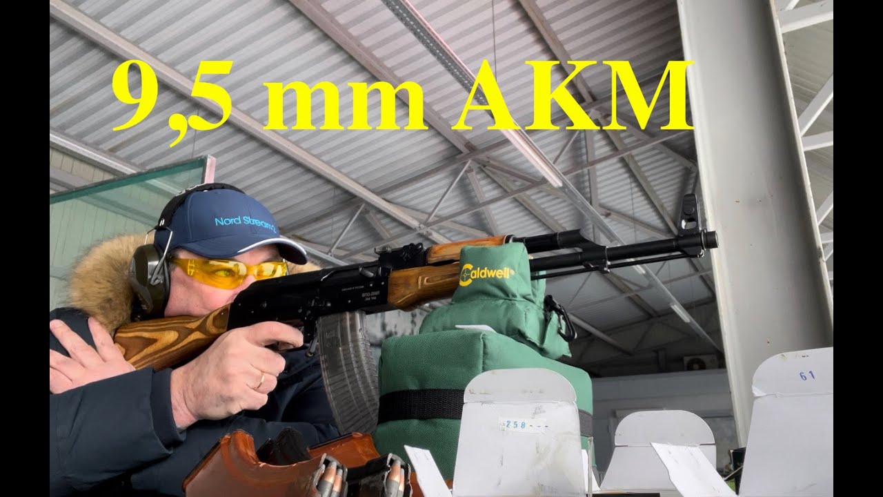 AKM 9,5 mm (366TKM) at Kalashnikov range
