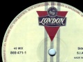 Miniature de la vidéo de la chanson Don't You Know (Man City Vocal Mix)