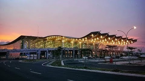 Suasana NGABUBURIT Di Bandara Kertajati Majalengka