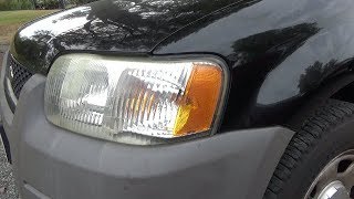 Front turn signal bulb replacement (2001-2007 Ford Escape)