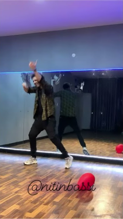 GUITAR SIKHDA 🎸❤️✨ | Nitin's World | Lyrical | #shorts | Jassie Gill | Dance video 💕