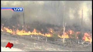 Raw Video: Firefighters Battle Florida Wildfire