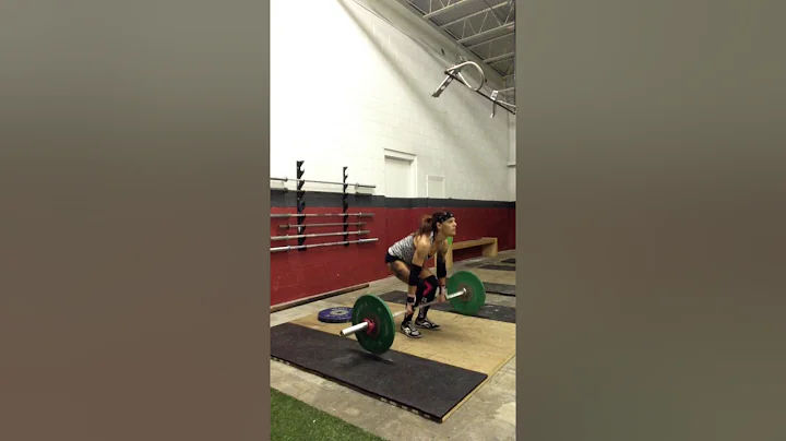 Super-fit Mom Tina Smiley does a Masters Competiti...
