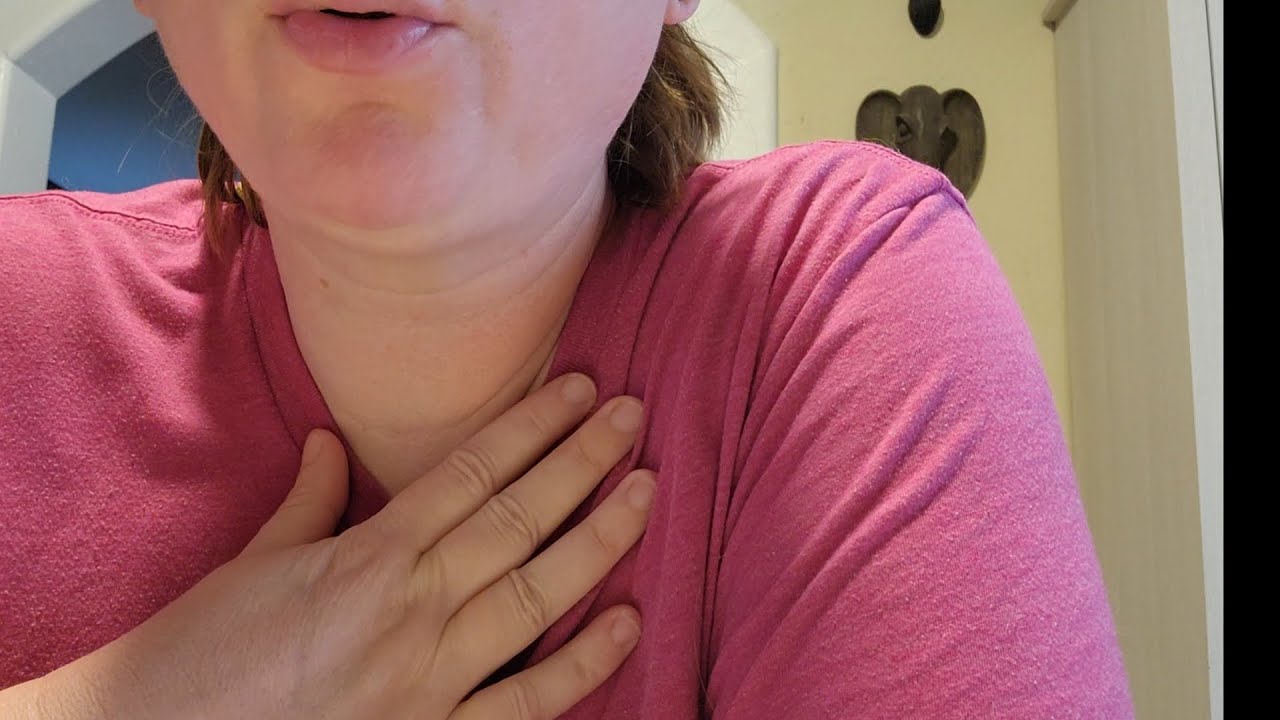 Worst hiccups of my life. These violent hiccups = severe pain. Hiccup lovers enjoy. Muah. 💋 😘 😗 😚