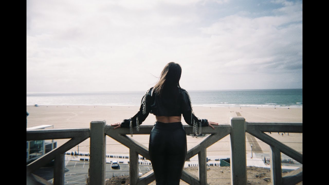 Watch Emotions - LOGUIDICE (official visual) on YouTube Watch Emotions - LOGUIDICE (official visual) on YouTube