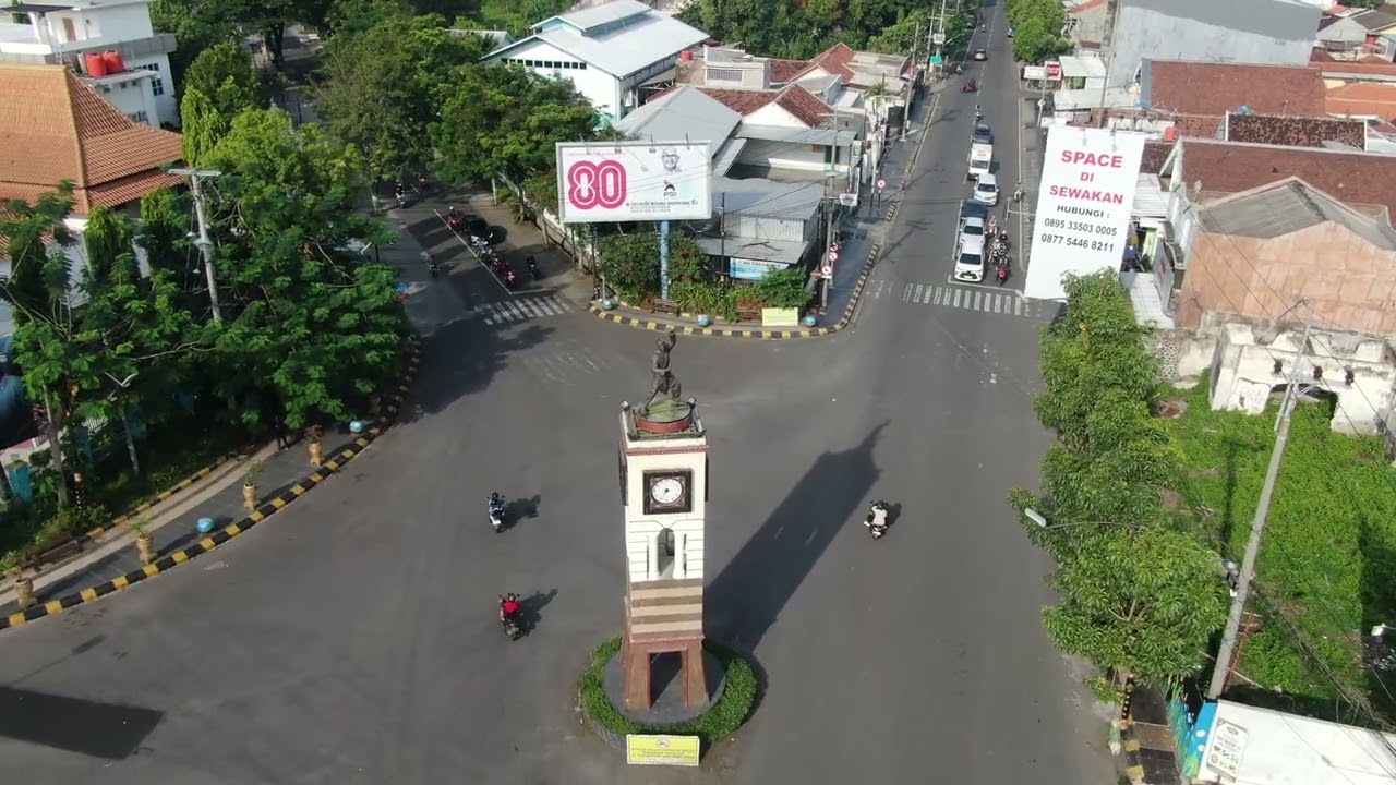 FREE RAW FOOTAGE  Patung Pendekar Kota Madiun Part 4 , DRONE KOTA MADIUN  SHOOT USE MAVIC 2 ZOOM 4K