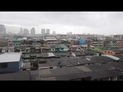 タイ バンコクの雨 ロマンス ホテル スクンビット 97(Romance Hotel Sukhumvit 97)