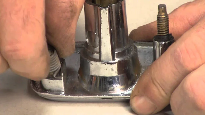 Trunk Lock / Latch Removal & Installation - 1967-68 Mercury Cougar