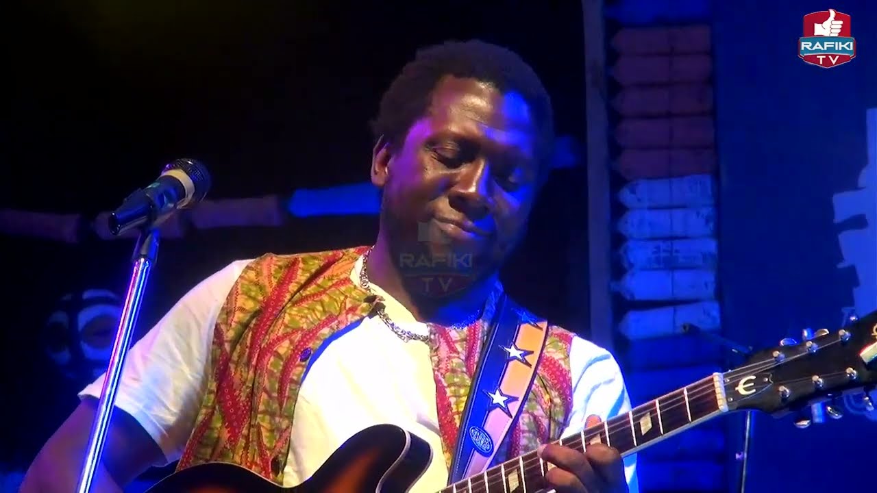 LEO MKANYIA WITH SWAHILI BLUES LIVE SHOW