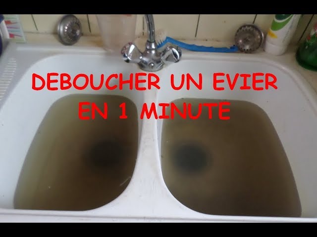 Comment déboucher un évier efficacement de 2 façons - Okay