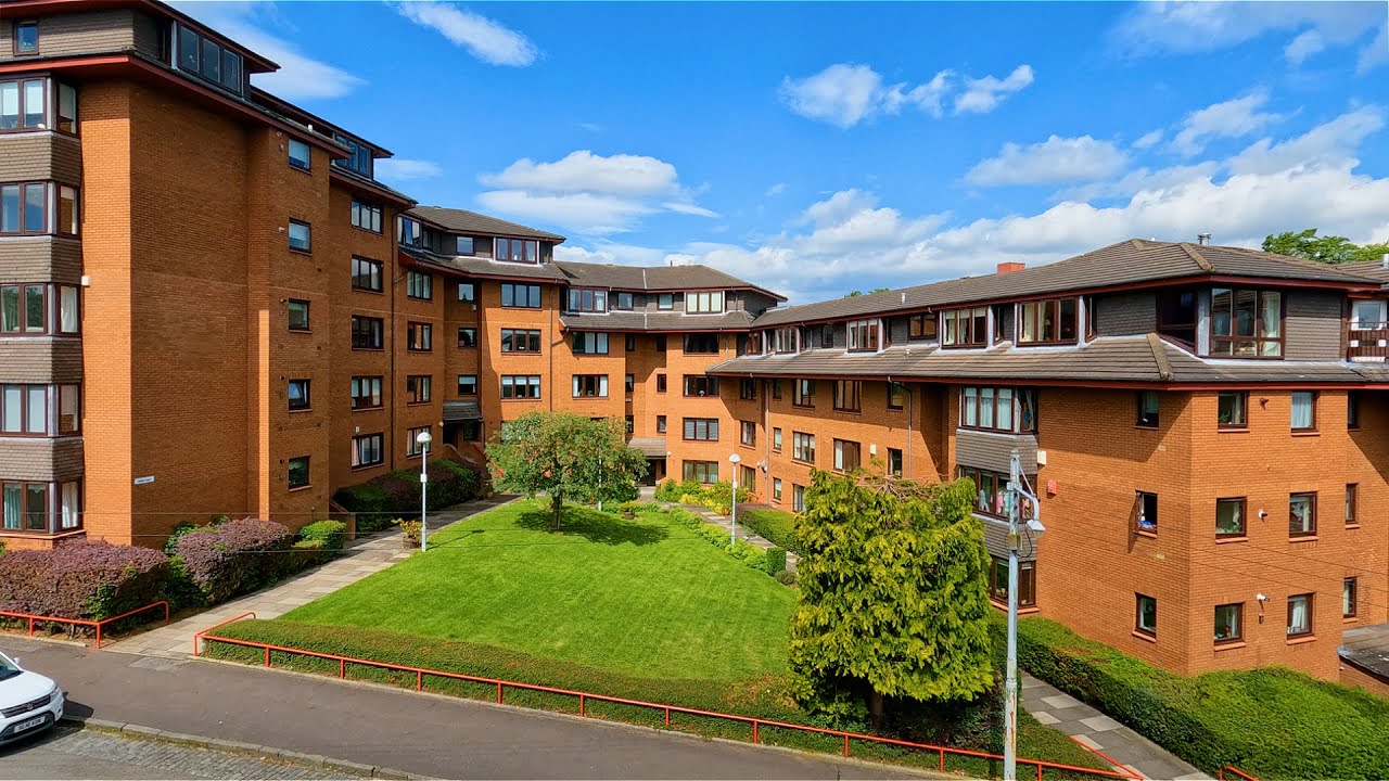 Flat 2/1, 19 Julian Court, Julian Avenue, Kelvinside, G12 0RB YouTube
