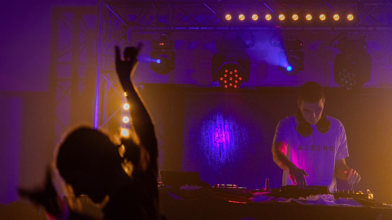 DJ Set Call of the Night