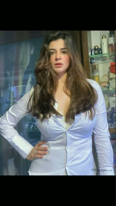 Kainaat Arora beautiful photos ❤️❤️ WhatsApp status