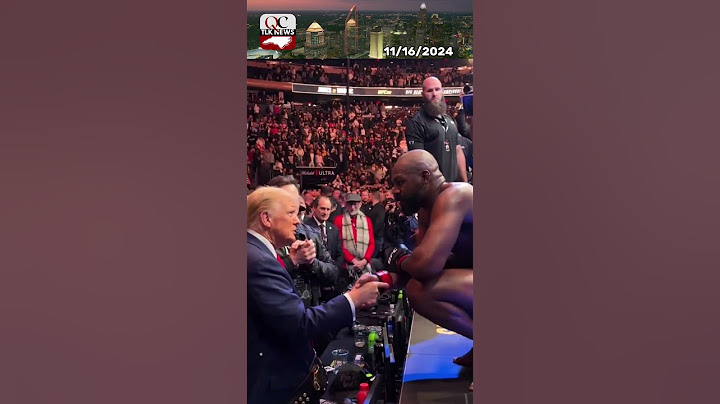 Jon Jones hands UFC heavyweight belt to President Trump BIG MAGA move!! 🇺🇸🇺🇸 #politics #trump #usa