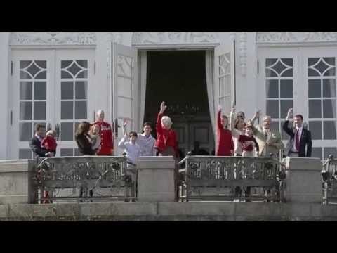 Dronning Margrethe fejret på Marselisborg Slot