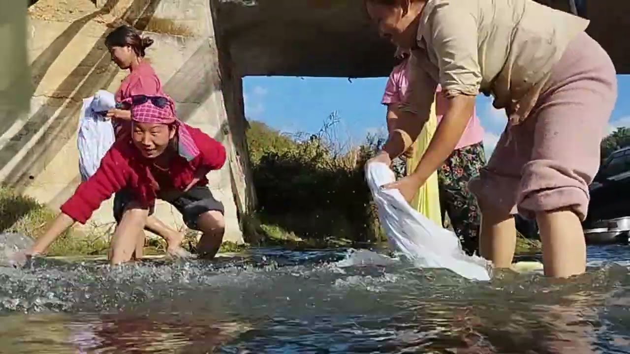 Washing Decorative Items || St. Anthony's Catholic Church, Machi || @tuibungso