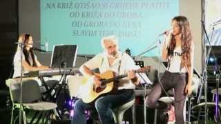 Video thumbnail of "RiM - Bože Tebi pjevam ja (acoustic cover Samobor 2012)"