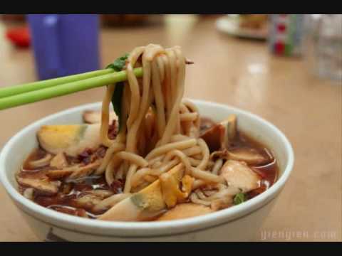 Mmm...Kuching Food! - YouTube