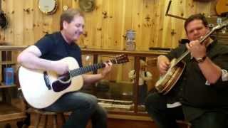 Steve Wariner jams at Smoky Mtn Guitars with Gary Davis chords