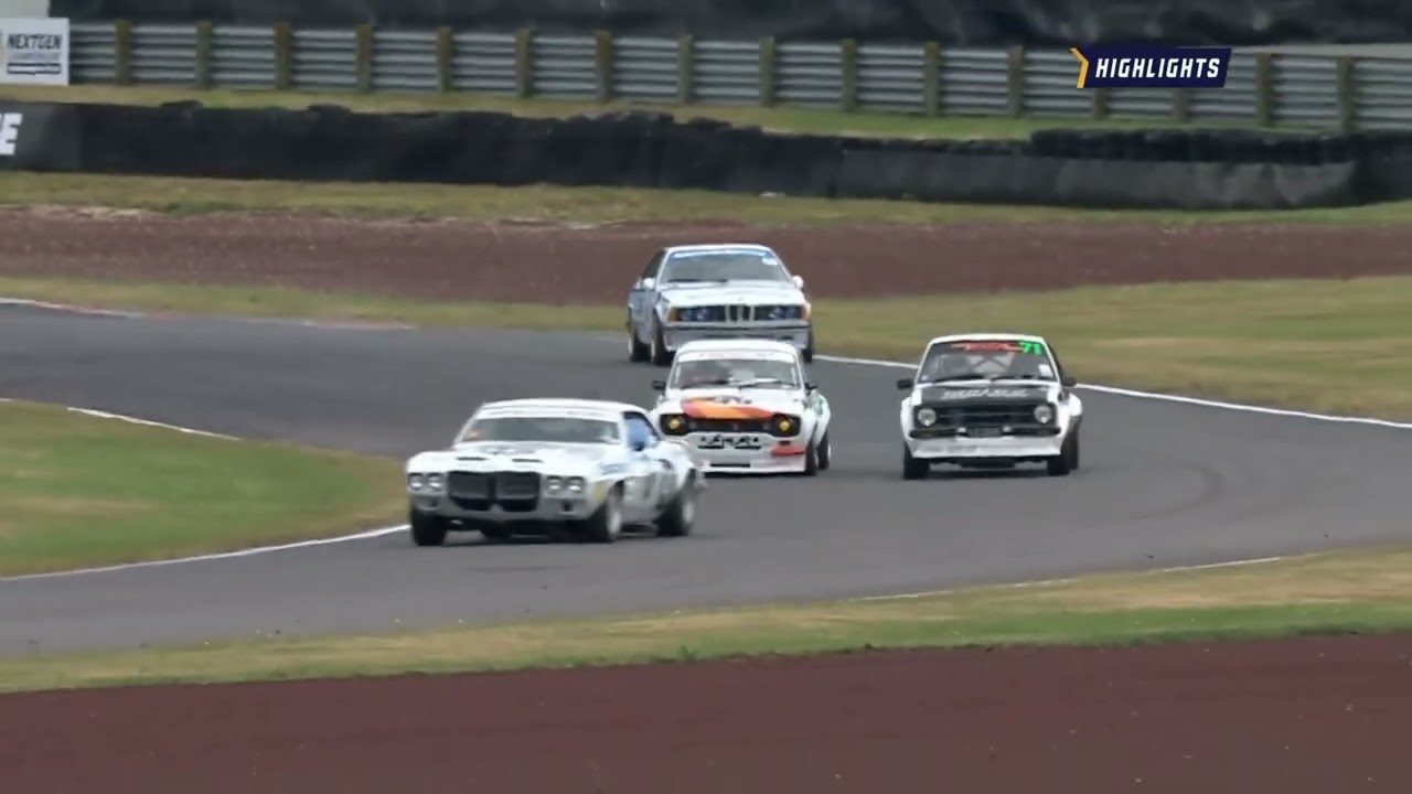 Race 2 Highlights - HVRA Saloons - Giltrap Group Taupo Historic GP 