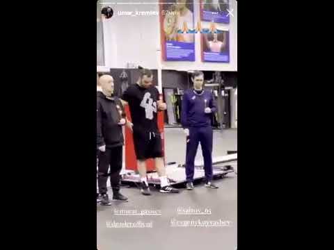 Денис Паслер принял участие в тренировке по боксу с Евгением Куйвашевым и Умаром Кремлевым
