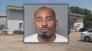 Bomb threat at court house halts murder trial in Norfolk