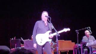 Video thumbnail of "Boz Scaggs - It's Over (Taft Theatre, Cincinnati, OH 10/30/19)"