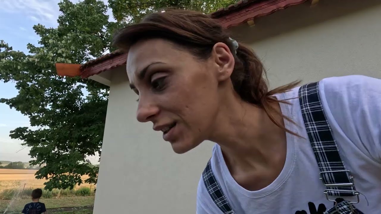 Няколко дни на село/мебели за градината /ще си търсим шатра