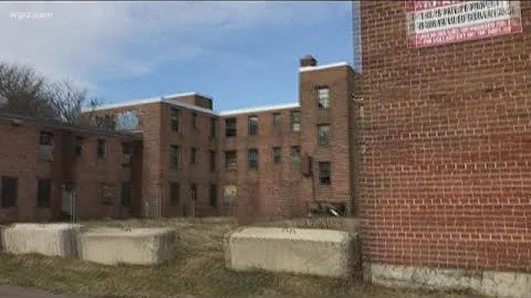 Paladino Wants Vacant Perry Apts. Demolished
