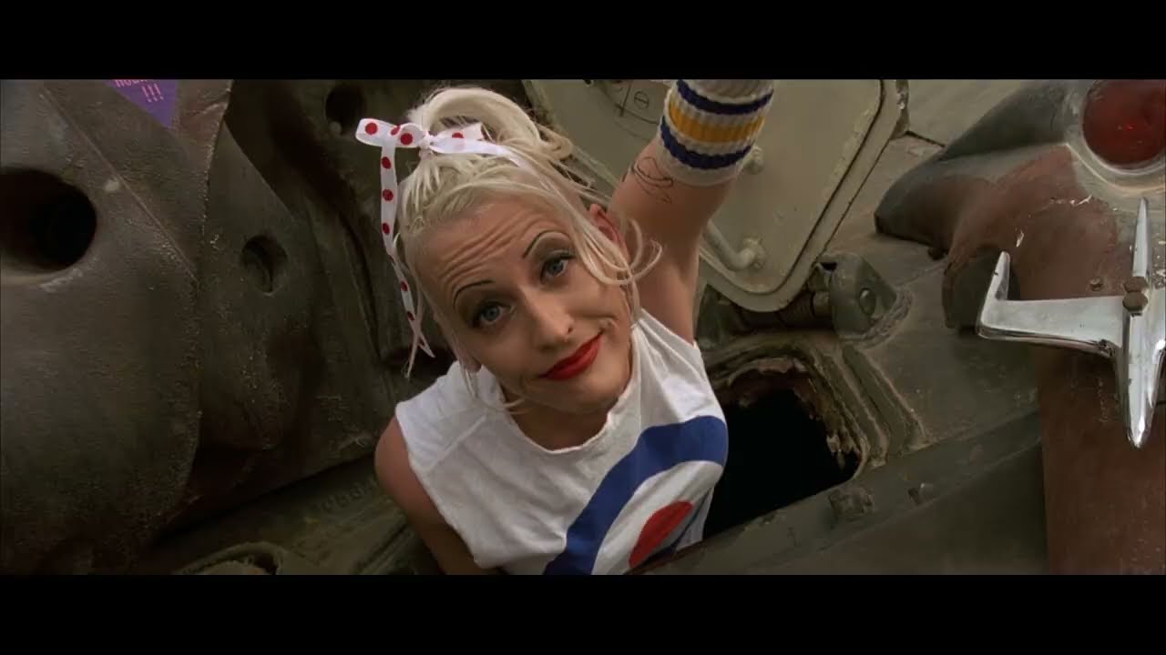 Tank Girl (1995)