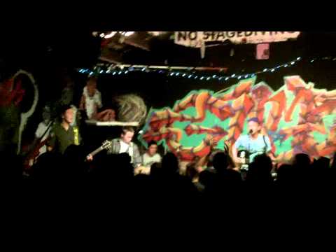 Huey Cam: Emily's Army - Live At 924 Gilman Street...