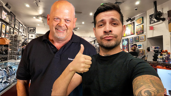 I visited the most famous pawn shop in the world 🤑