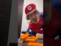 お菓子破壊で『しかのこのこのここしたんたん』🎤😂音ハメでリズムに合わせて叩きまくり！