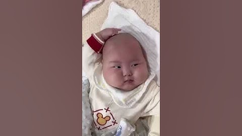 video các bé đáng yêu hài hước với trẻ em , tiếng cười sàng khoái