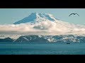 MAJOR earthquake strikes near Norwegian VOLCANIC island in Arctic Sea with 68 magnitude