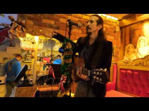 A Wonderful restaurant atmosphere in istanbul - Resto Han