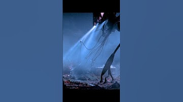 War of the Worlds (2005) | Tripod Attacks the Ferry & Abducts Rachel 🚢 😱👽