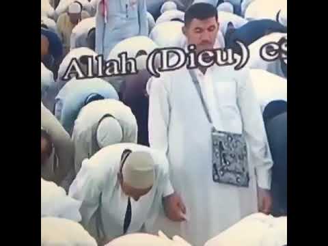 Namaz kılarken kamera gören dayı