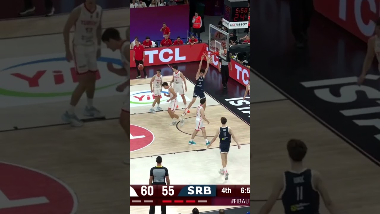 Nikola Kusturica is the next Serbian sensation 🔥🇷🇸 #FIBAU17