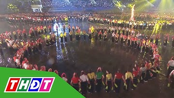 Lai Châu: Hơn 3.000 người múa vòng xòe đoàn kết mừng Tết Độc lập | THDT