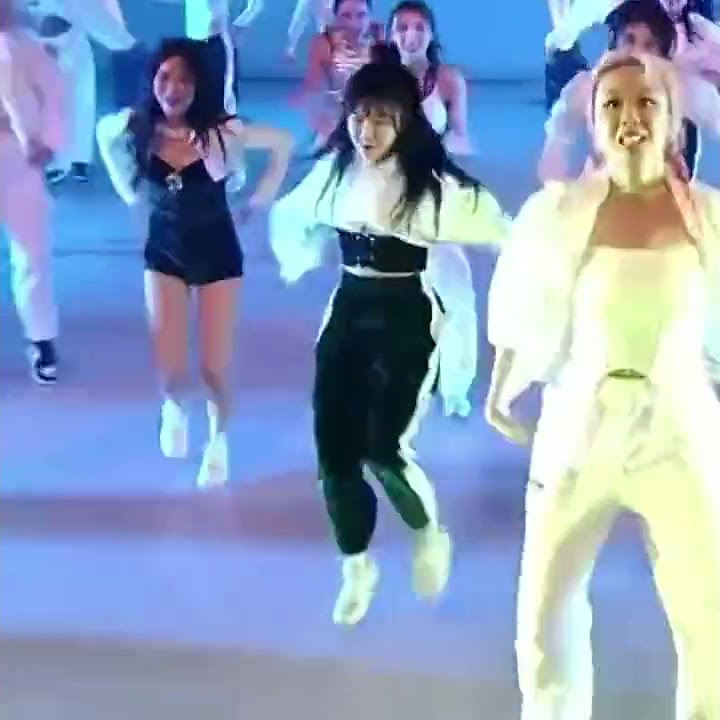 210915 #WekiMeki Yoojung joined dance crew WANT on Mnet (Street Woman Fighter)
