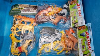 Mencari Mainan Binatang dan Dinosaurus, Sapi, Bebek, Angsa, Ayam, Singa, Kambing, Kerbau, Gajah