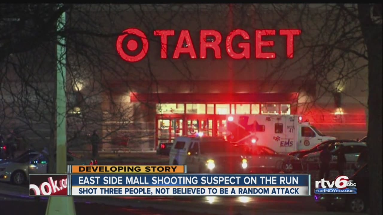 Suspect still at large after mall shooting - YouTube