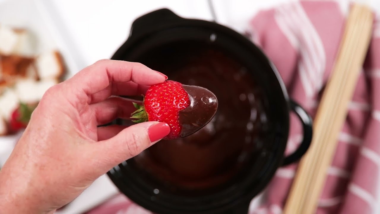 Easy Swiss Chocolate Fondue (2 Ingredients!) - Sprinkle Bakes