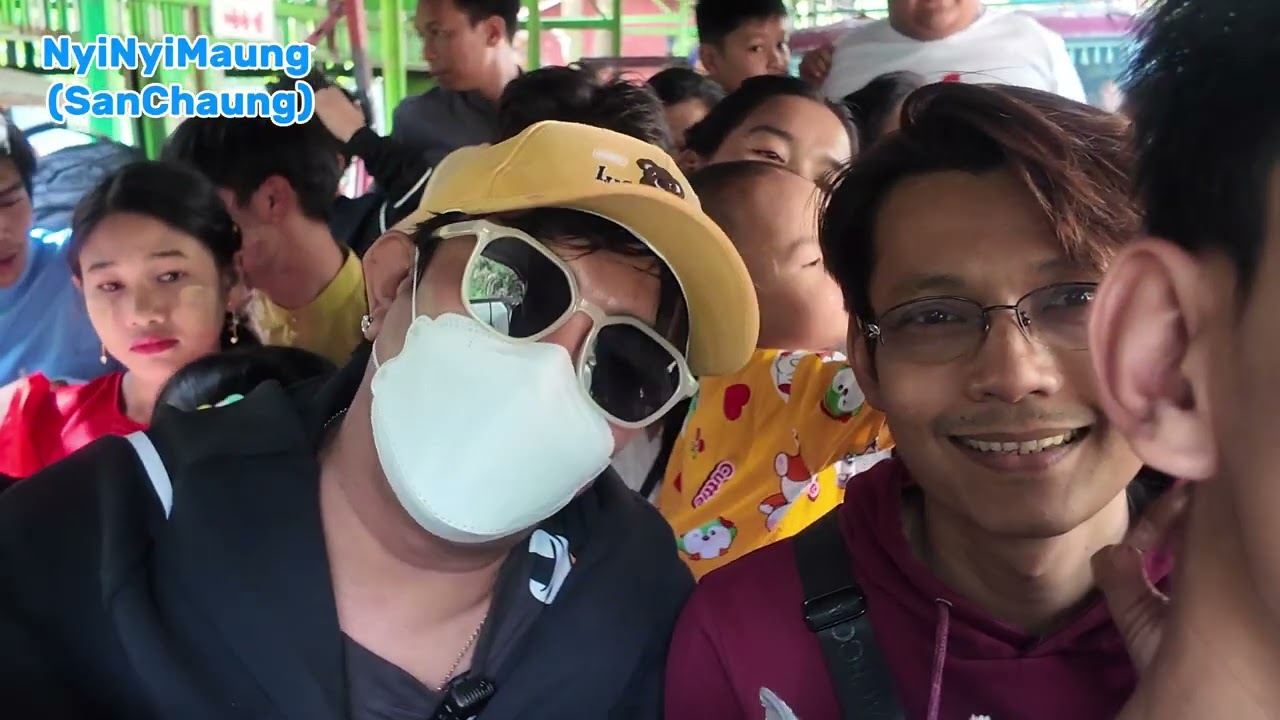 ကင်ပွန်းစခန်း တောင်ခြေ မှ ကျိုက်ထီးရိုးရင်ပြင်တော် ထိတောင်တက်ကား များနဲ့ တက်ကျမယ် ….